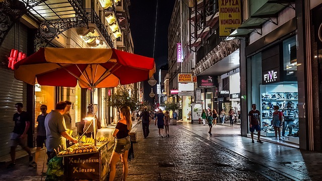 street scene photo