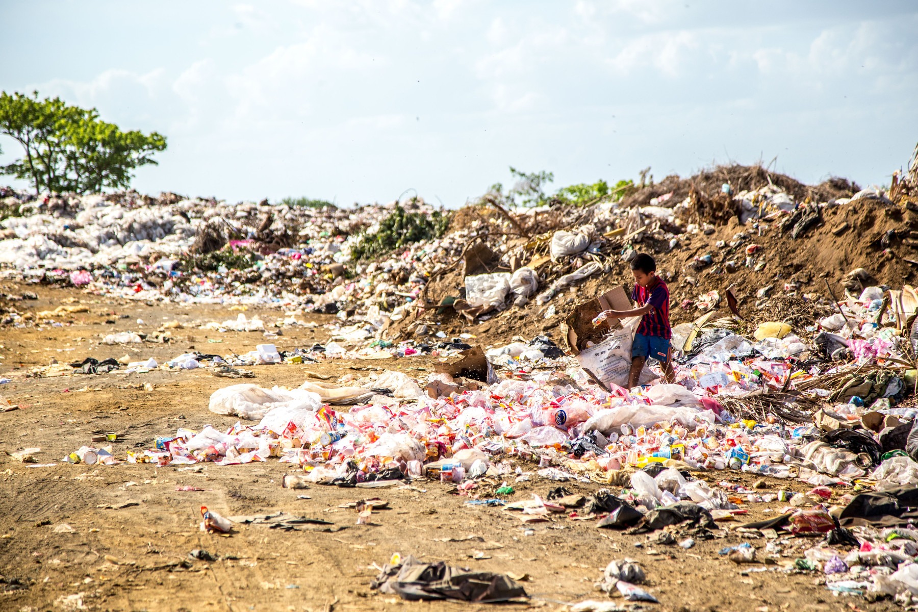 Can foreign aid help countries